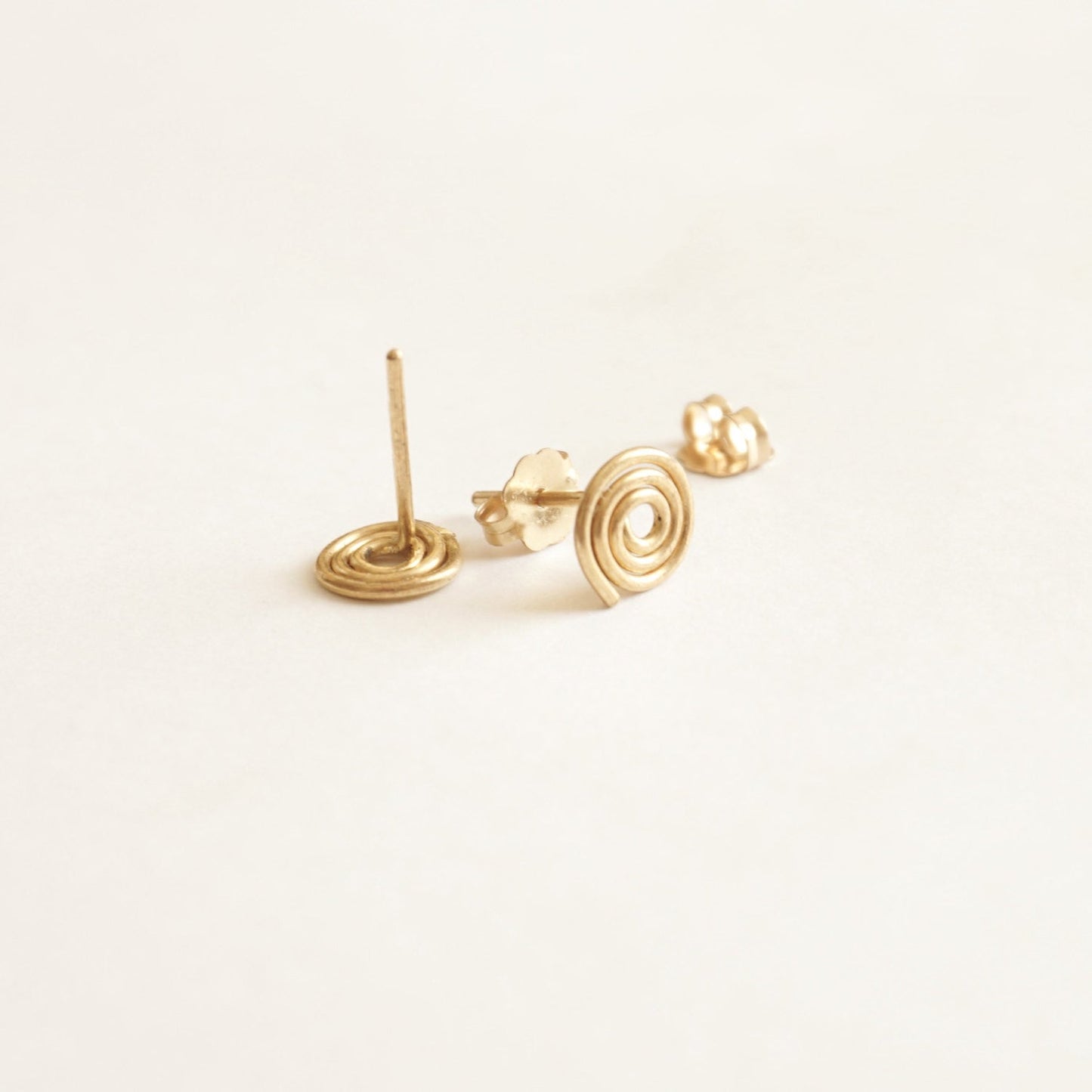 7.5mm Spiral Circle Stud Earrings 004 - Patination Design