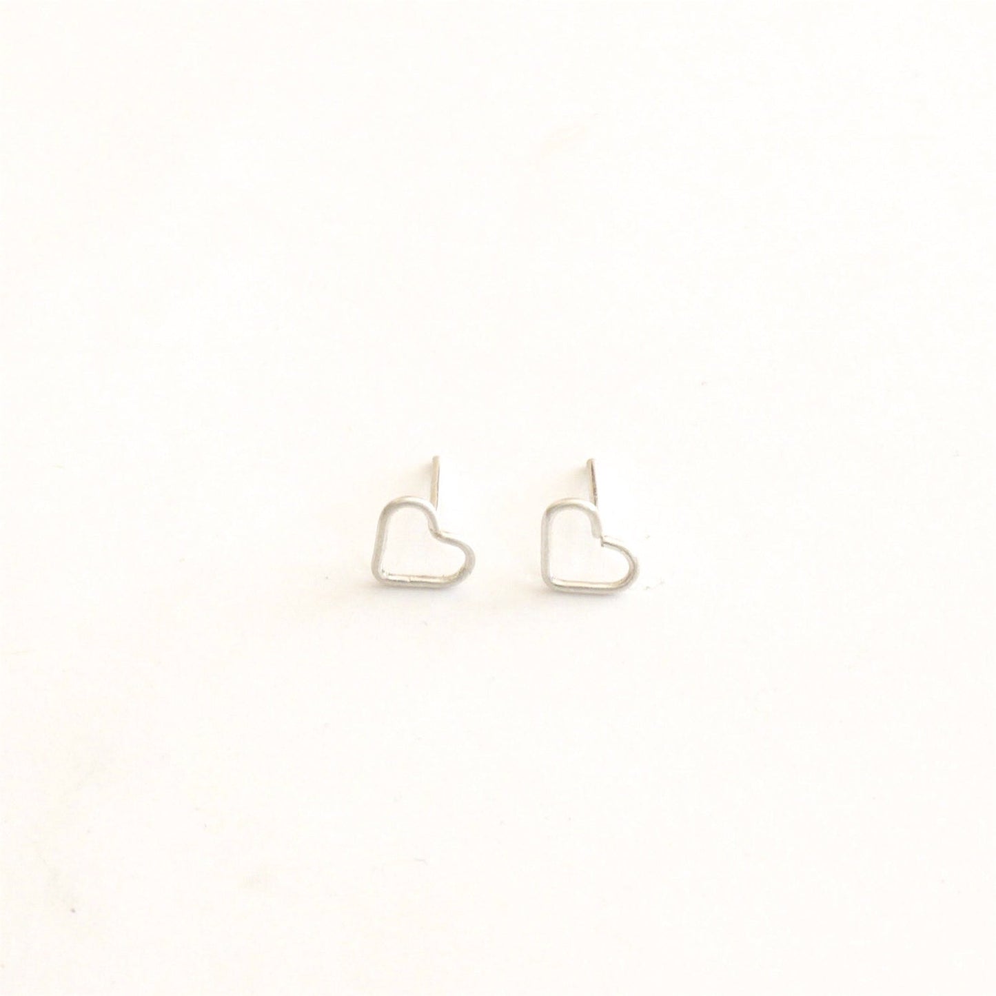 8mm Open Heart Stud Earrings 036 - Patination Design