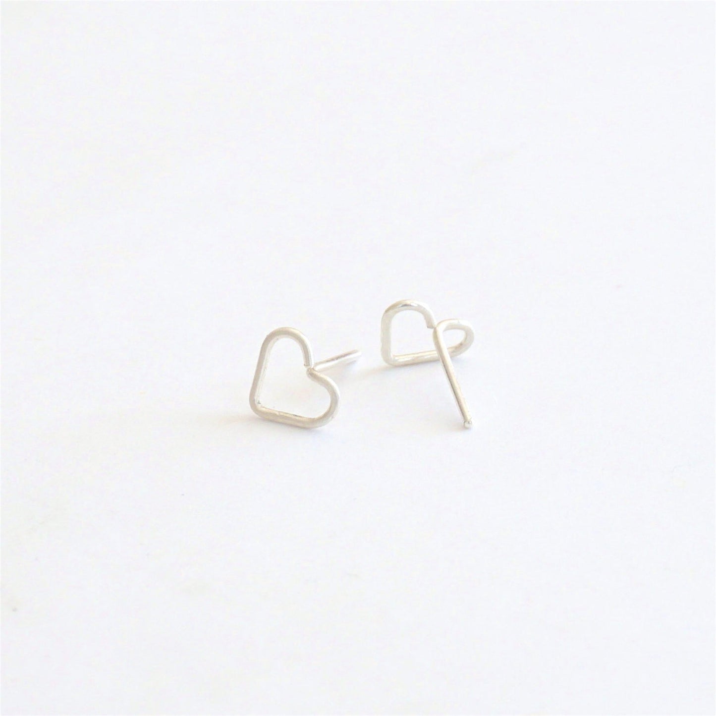 8mm Open Heart Stud Earrings 036 - Patination Design