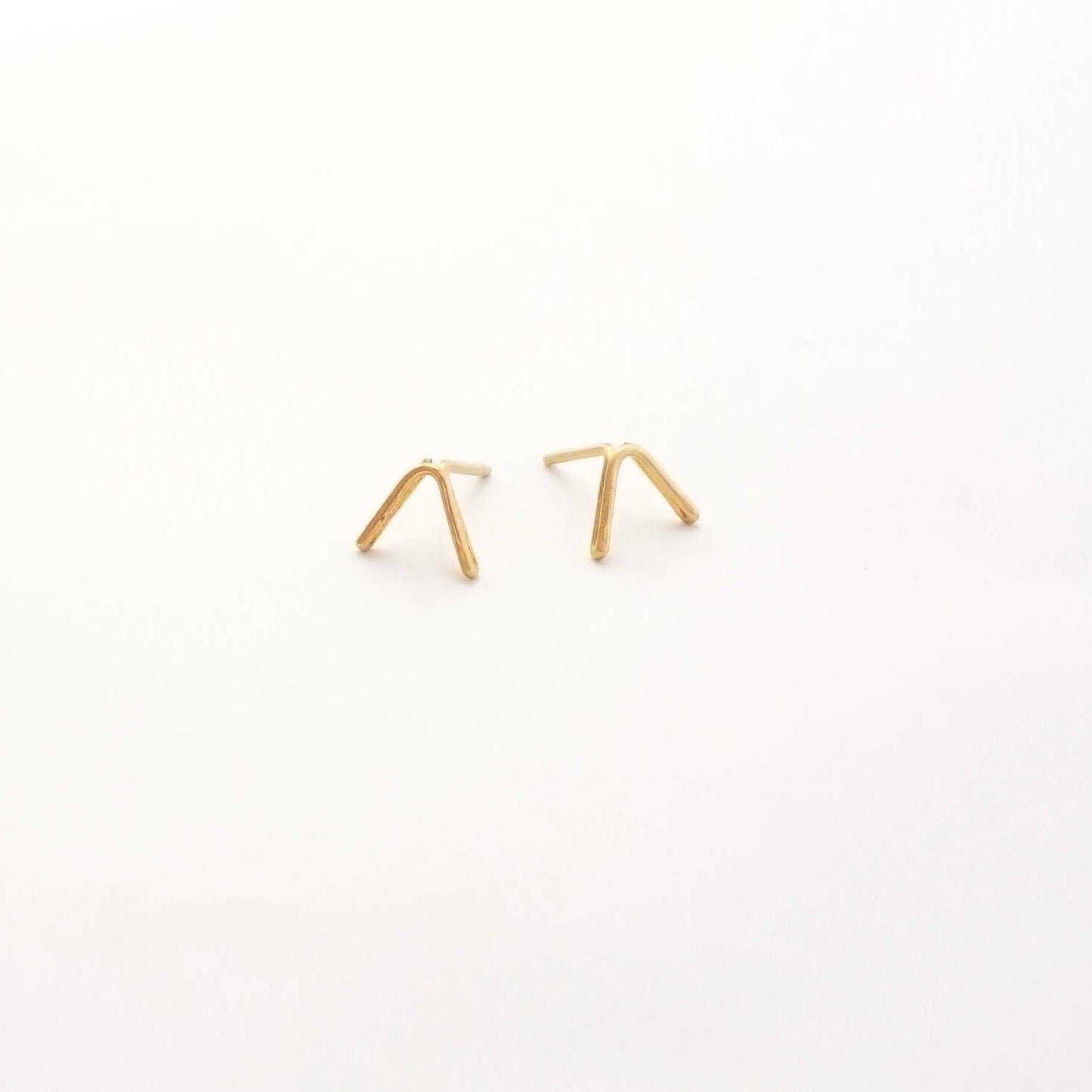 V Stud Earrings | Minimalist Solid Sterling Silver | Gold Filled | Rose Gold Filled | Everyday Jewelry | Gift for Her | Hypoallergenic | 066